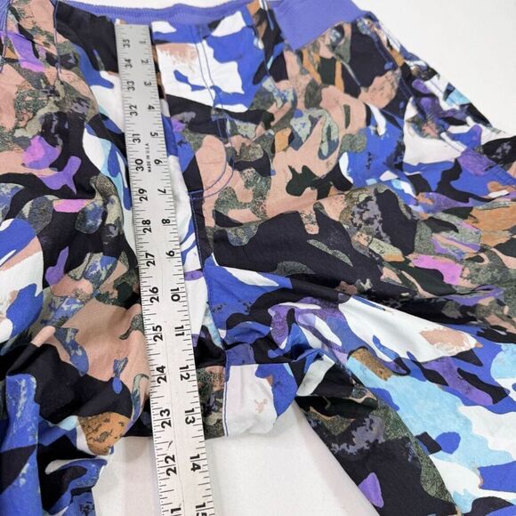 Free People Movement Mesmerize Me Pants women's Medium blue Violet printed cargo - Picture 4 of 10